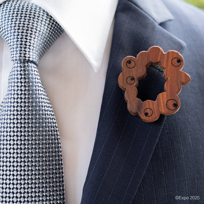 EXPO2025 公式ロゴ 木のブローチ AUC/175 杉 Ⓚ